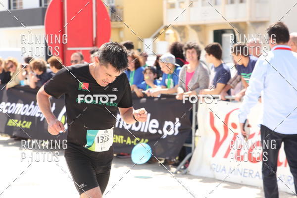 Buy your photos of the eventMeia Maratona Cortegaa 2017 on Fotop