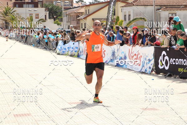 Buy your photos of the eventMeia Maratona Cortegaa 2017 on Fotop