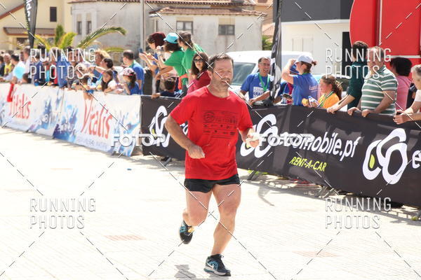 Buy your photos of the eventMeia Maratona Cortegaa 2017 on Fotop