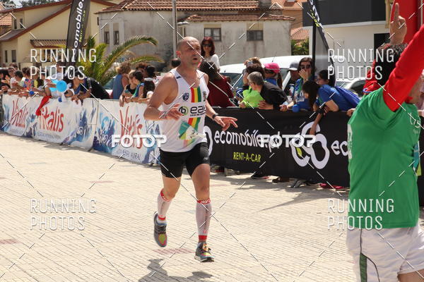 Buy your photos of the eventMeia Maratona Cortegaa 2017 on Fotop