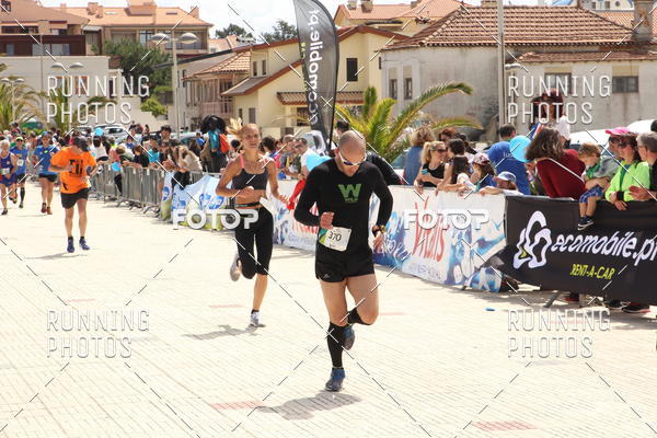 Buy your photos of the eventMeia Maratona Cortegaa 2017 on Fotop