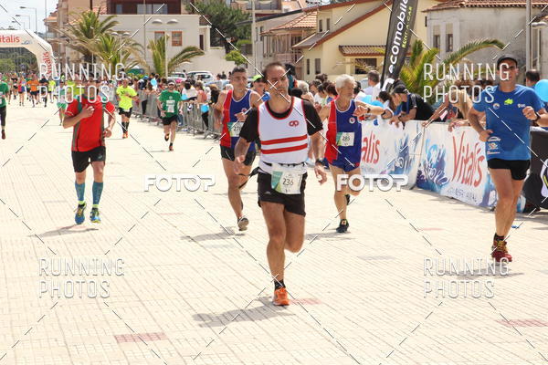 Buy your photos of the eventMeia Maratona Cortegaa 2017 on Fotop