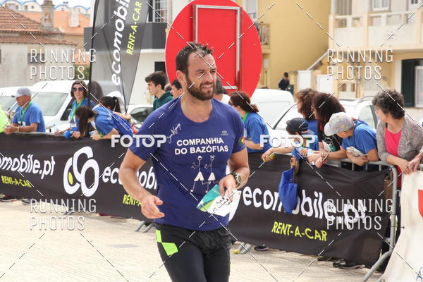 Buy your photos of the eventMeia Maratona Cortegaa 2017 on Fotop