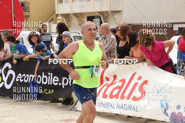 Buy your photos of the eventMeia Maratona Cortegaa 2017 on Fotop