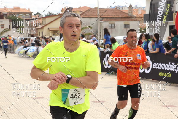 Buy your photos of the eventMeia Maratona Cortegaa 2017 on Fotop