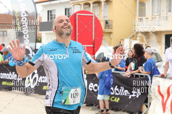 Buy your photos of the eventMeia Maratona Cortegaa 2017 on Fotop