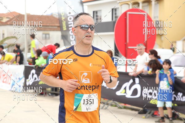 Buy your photos of the eventMeia Maratona Cortegaa 2017 on Fotop