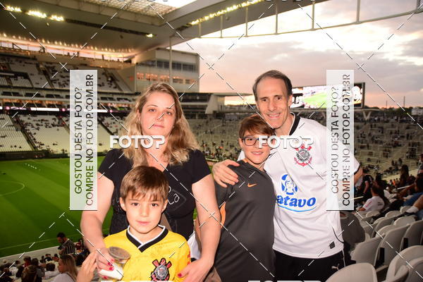 Buy your photos of the eventCorinthians x Am�rica - Brasileir�o on Fotop