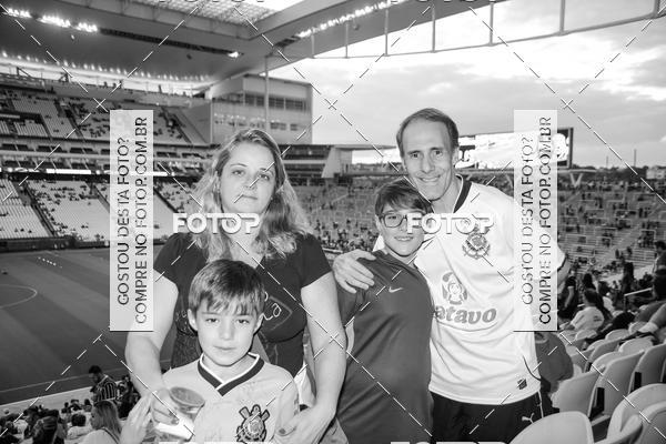 Buy your photos of the eventCorinthians x Am�rica - Brasileir�o on Fotop