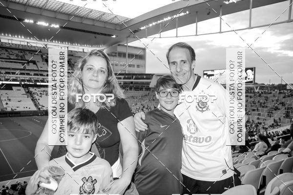 Buy your photos of the eventCorinthians x Am�rica - Brasileir�o on Fotop