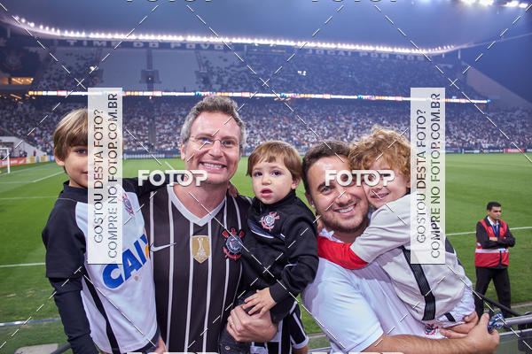 Buy your photos of the eventCorinthians x Am�rica - Brasileir�o on Fotop