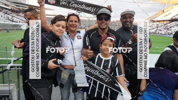 Buy your photos of the eventCorinthians x Am�rica - Brasileir�o on Fotop