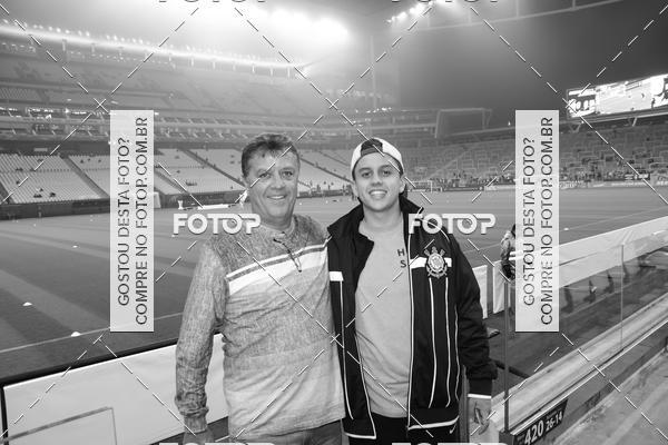 Buy your photos of the eventCorinthians x Santos - Brasleiro on Fotop