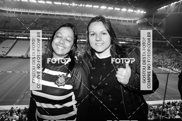 Buy your photos of the eventCorinthians x Santos - Brasleiro on Fotop