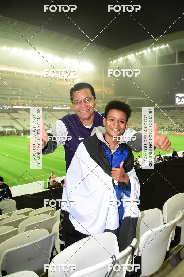 Buy your photos of the eventCorinthians x Santos - Brasleiro on Fotop
