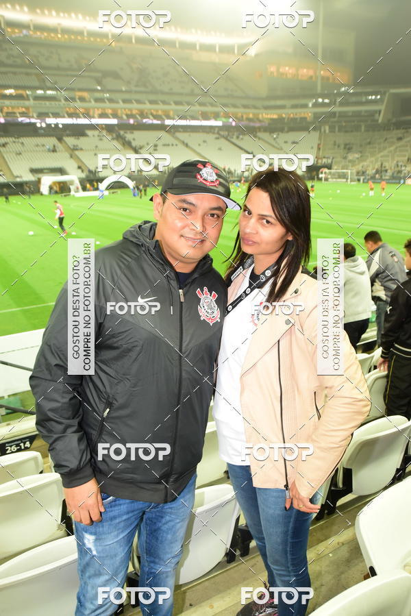 Buy your photos of the eventCorinthians x Santos - Brasleiro on Fotop