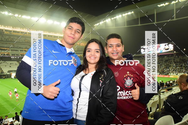 Buy your photos of the eventCorinthians x Santos - Brasleiro on Fotop