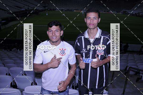 Buy your photos of the eventCorinthians x Santos - Brasleiro on Fotop