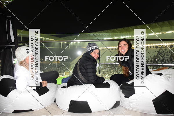 Buy your photos of the eventCorinthians x Santos - Brasleiro on Fotop