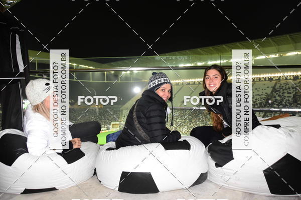 Buy your photos of the eventCorinthians x Santos - Brasleiro on Fotop