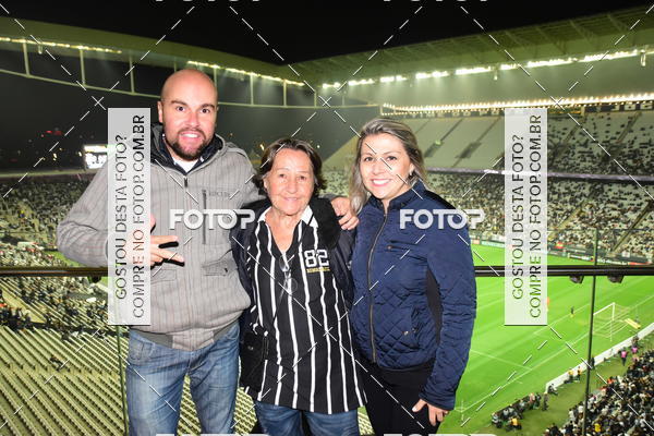 Buy your photos of the eventCorinthians x Santos - Brasleiro on Fotop