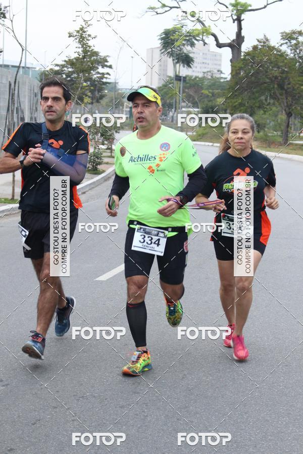 Buy your photos of the eventSantander Track & Field Run Series - Mooca Plaza Shopping on Fotop