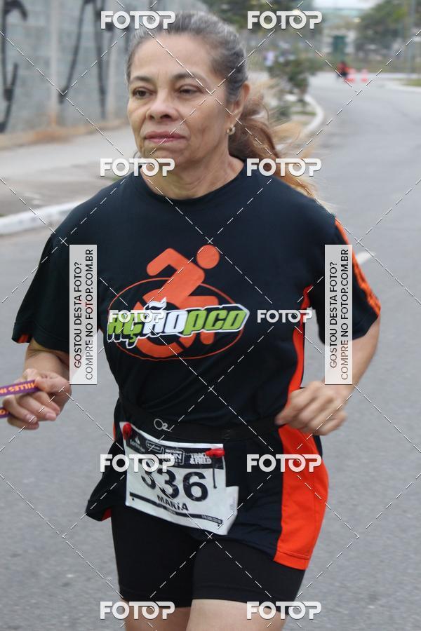 Buy your photos of the eventSantander Track & Field Run Series - Mooca Plaza Shopping on Fotop