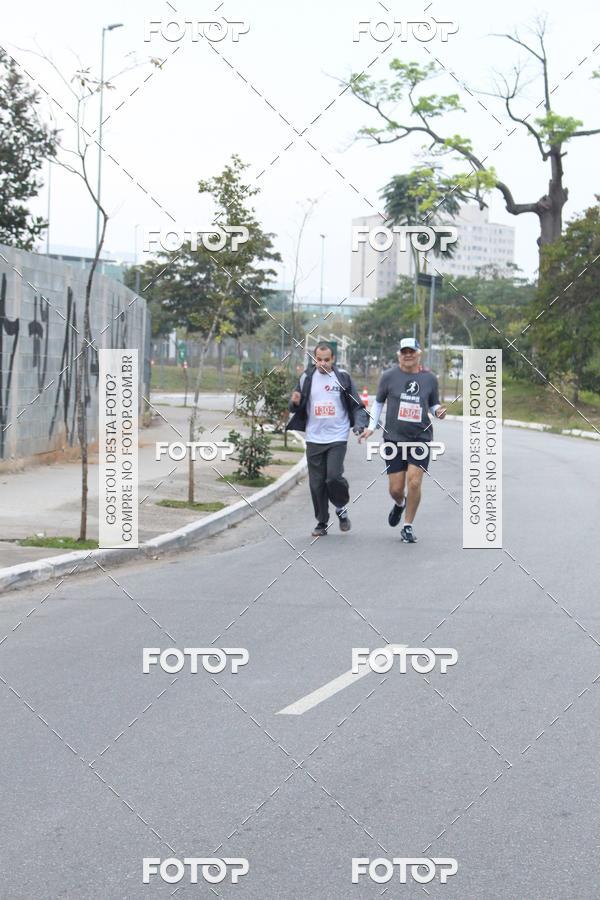 Buy your photos of the eventSantander Track & Field Run Series - Mooca Plaza Shopping on Fotop
