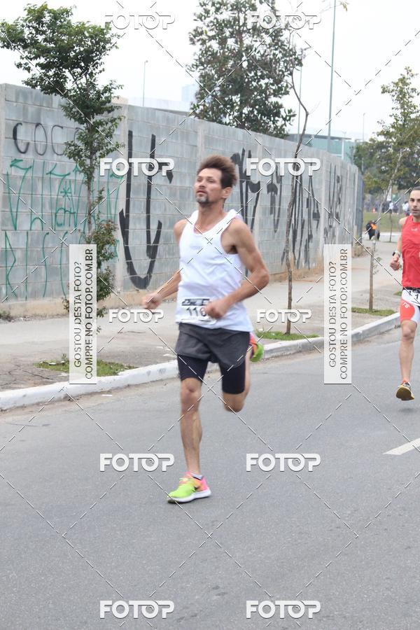 Buy your photos of the eventSantander Track & Field Run Series - Mooca Plaza Shopping on Fotop