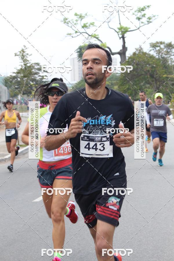 Buy your photos of the eventSantander Track & Field Run Series - Mooca Plaza Shopping on Fotop