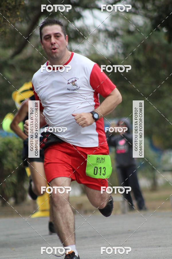Buy your photos of the eventCorrida Run For Your Life 2018 on Fotop