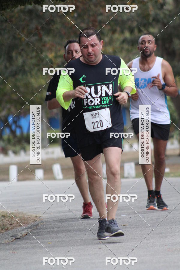 Buy your photos of the eventCorrida Run For Your Life 2018 on Fotop