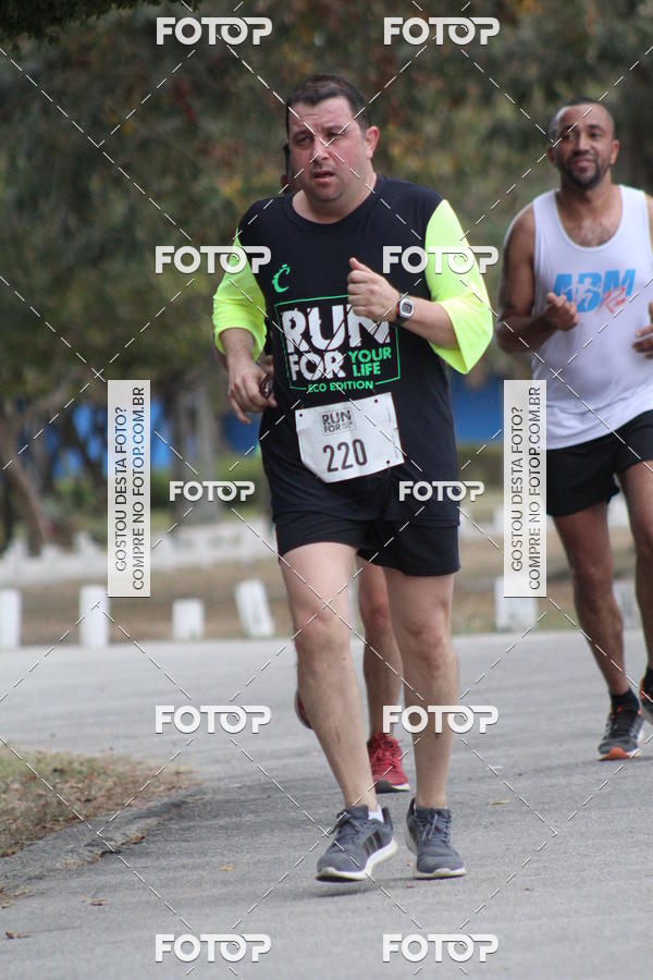 Buy your photos of the eventCorrida Run For Your Life 2018 on Fotop