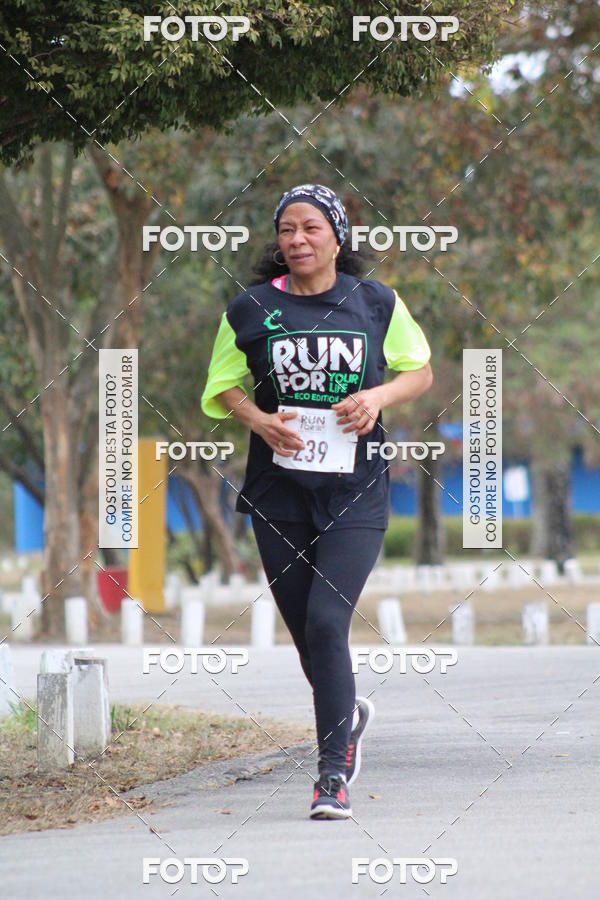Buy your photos of the eventCorrida Run For Your Life 2018 on Fotop