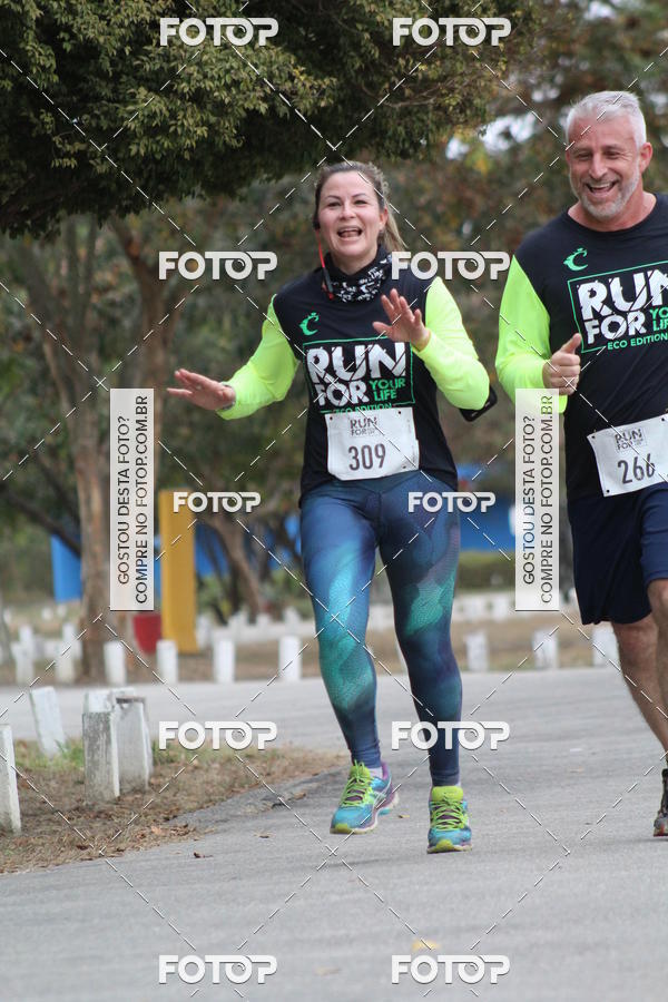 Buy your photos of the eventCorrida Run For Your Life 2018 on Fotop