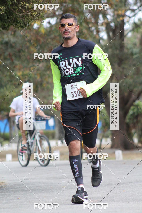 Buy your photos of the eventCorrida Run For Your Life 2018 on Fotop