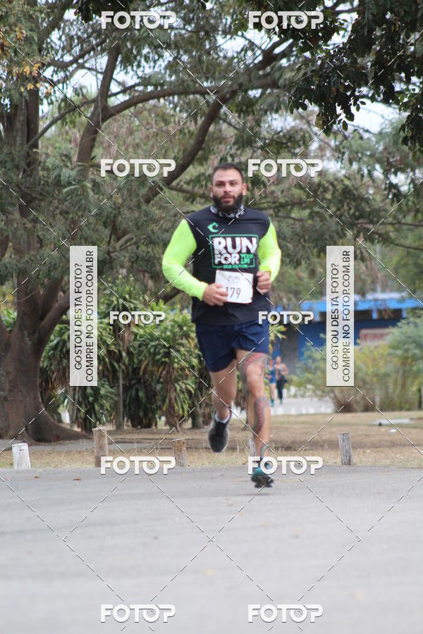 Buy your photos of the eventCorrida Run For Your Life 2018 on Fotop