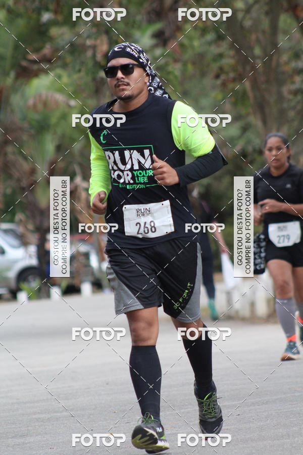 Buy your photos of the eventCorrida Run For Your Life 2018 on Fotop