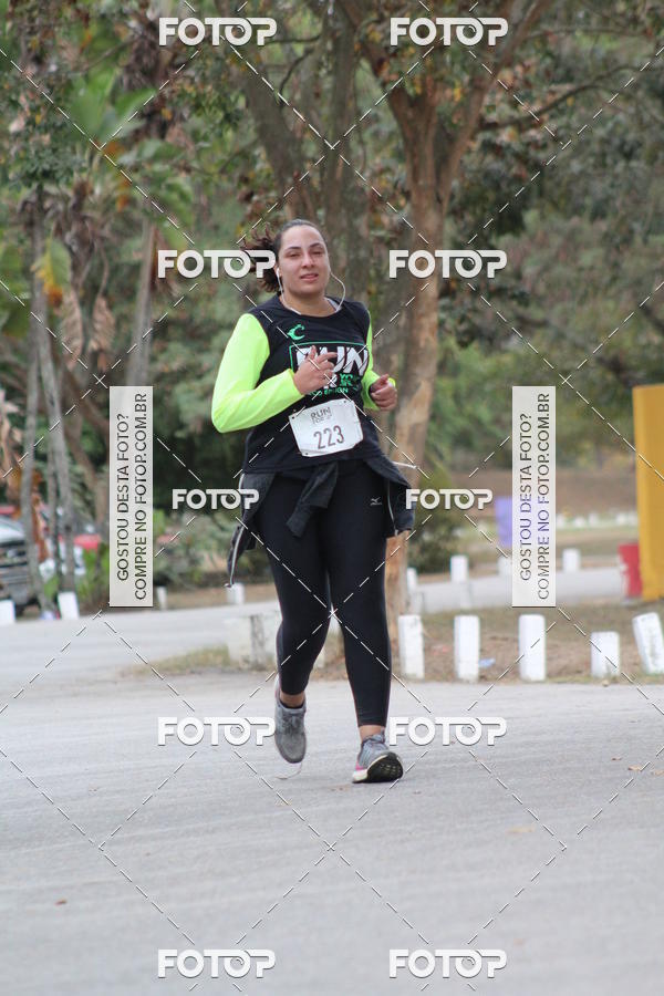 Buy your photos of the eventCorrida Run For Your Life 2018 on Fotop