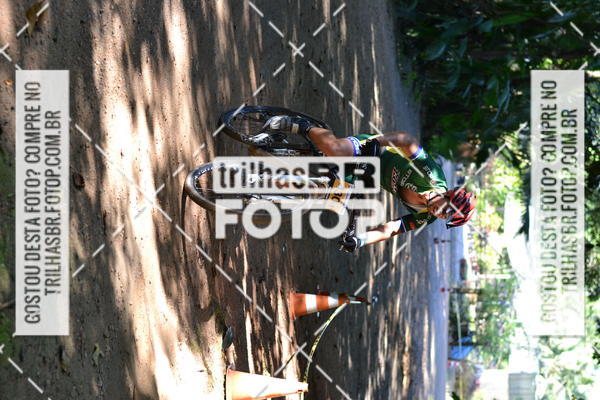 Buy your photos of the event6Hs MTB on Fotop