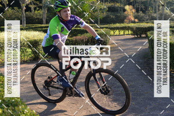 Buy your photos of the event6Hs MTB on Fotop