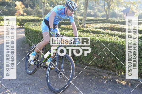 Buy your photos of the event6Hs MTB on Fotop