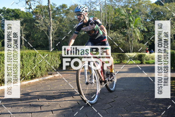 Buy your photos of the event6Hs MTB on Fotop