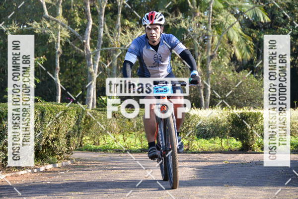 Buy your photos of the event6Hs MTB on Fotop