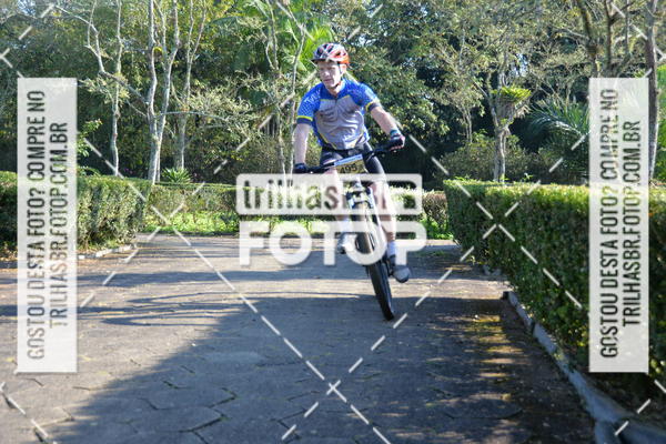 Buy your photos of the event6Hs MTB on Fotop