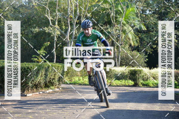 Buy your photos of the event6Hs MTB on Fotop