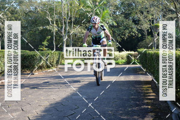 Buy your photos of the event6Hs MTB on Fotop