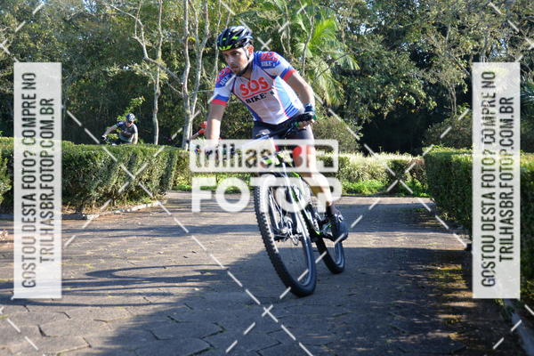 Buy your photos of the event6Hs MTB on Fotop