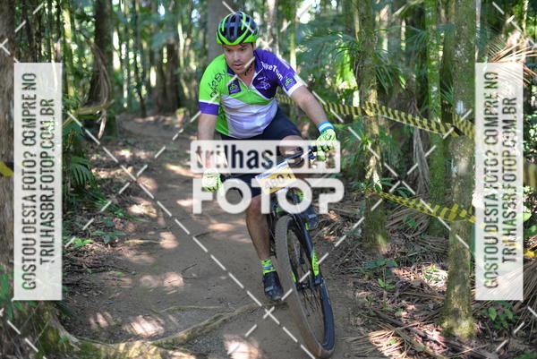 Buy your photos of the event6Hs MTB on Fotop