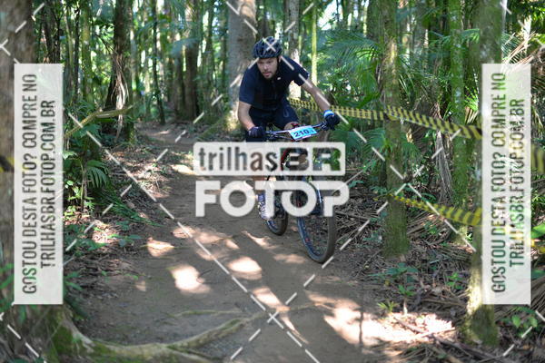Buy your photos of the event6Hs MTB on Fotop